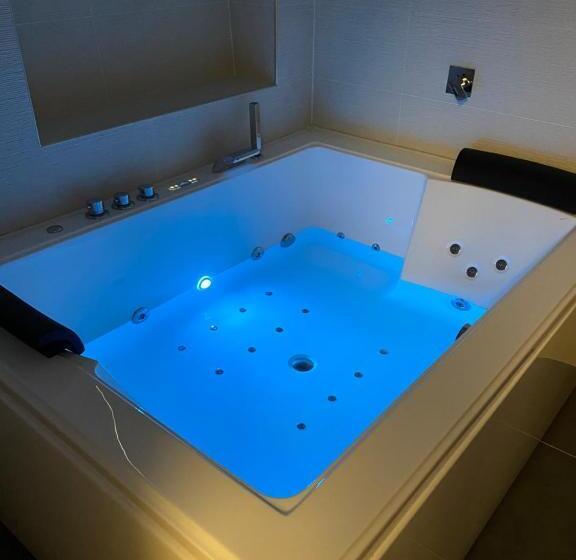 اتاق استاندارد با تخت بزرگ, Main   Municipio