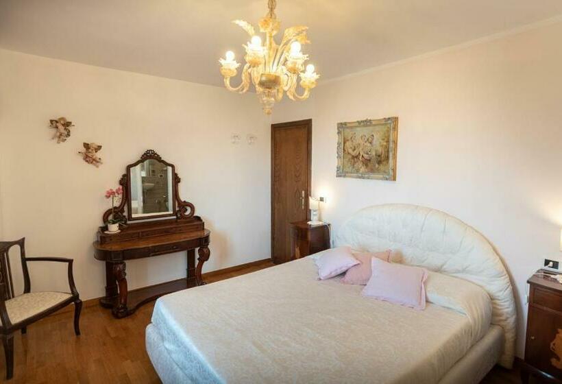 Habitació Deluxe, B&b Il Chiostro Assisi