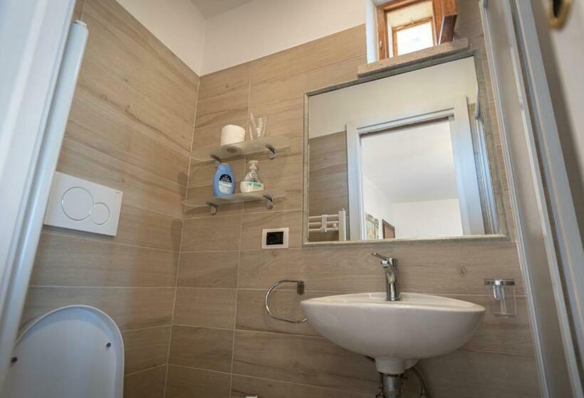 اتاق لوکس, B&b Il Chiostro Assisi