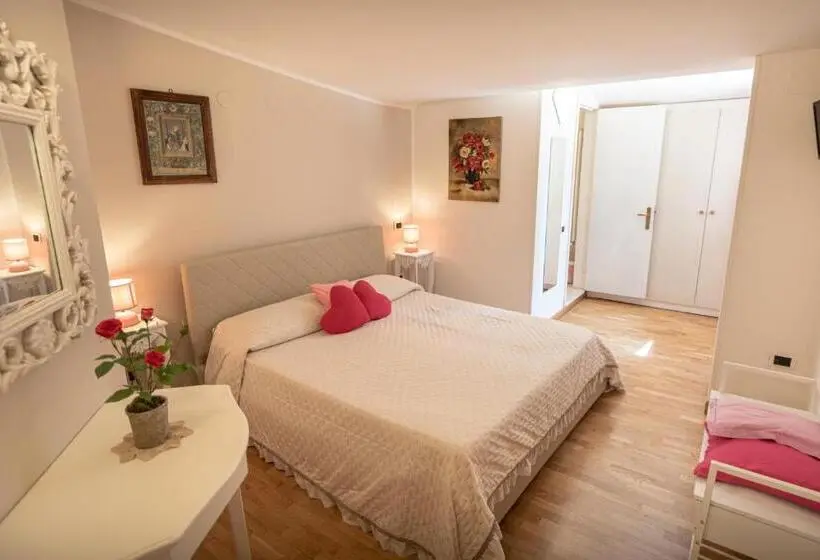 デラックスルーム, B&b Il Chiostro Assisi
