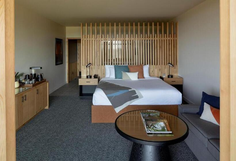 غرفة قياسية سرير كينج لذوى الإحتياجات الخاصة, Inn The Ground