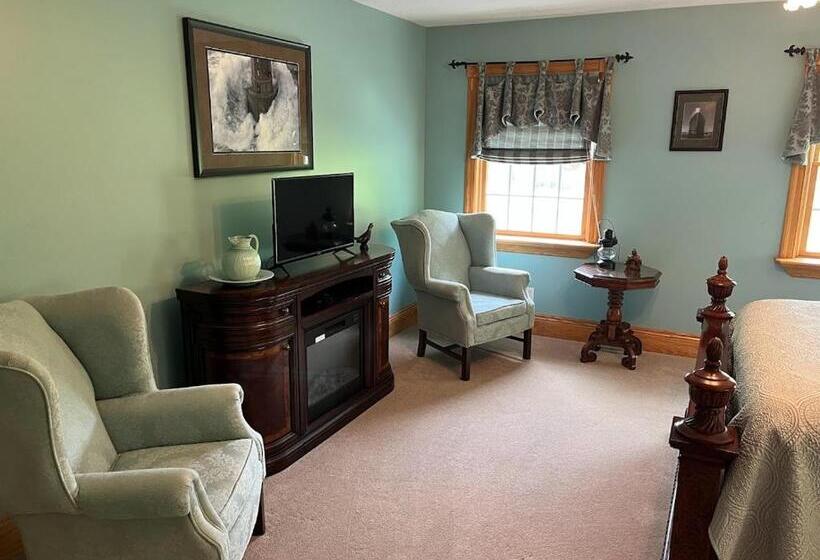 غرفة قياسية مطلّة علي الحديقة, The Inn At Woodsong Acres