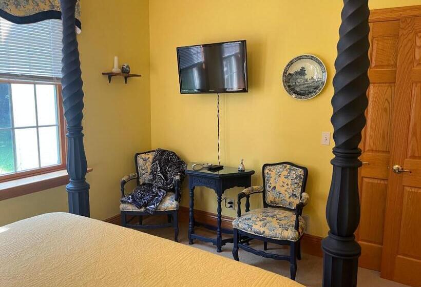 غرفة قياسية مطلّة علي الحديقة, The Inn At Woodsong Acres