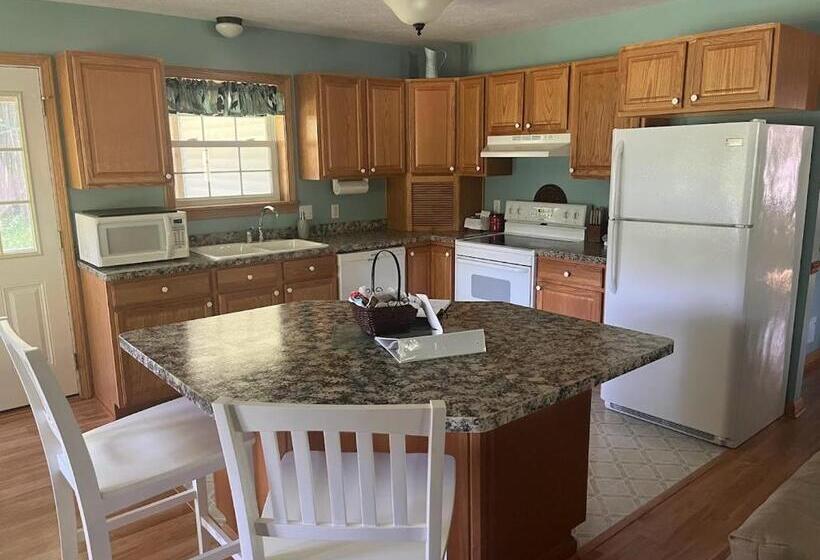 ‫فيلا غرفة نوم واحدة مطلة على الحديقة, The Inn At Woodsong Acres