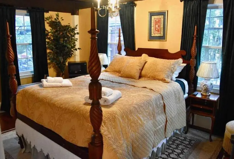 Standard-huone, Silsbee S By Daniels House