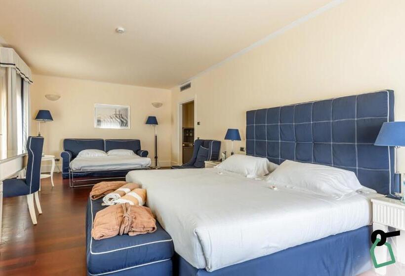 اتاق لوکس با چشمانداز دریا, Hotiday Room Collection Livorno Mascagni