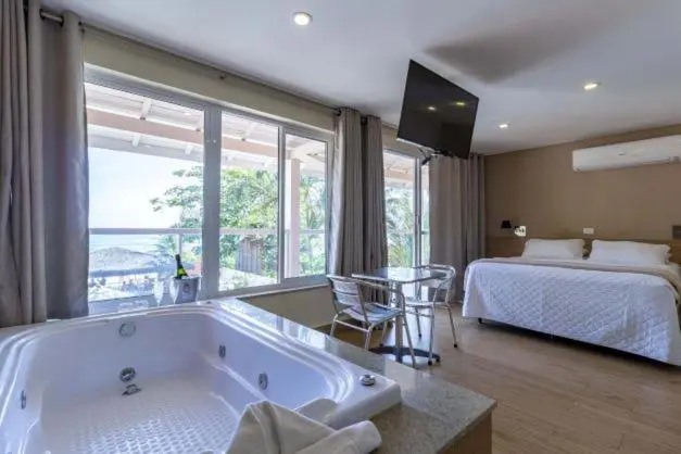 オーシャンビューデラックススイート, Pousada Maresias Beira Mar