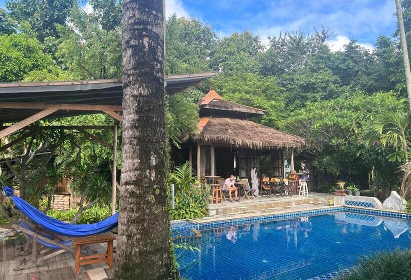 Quarto Familiar Deluxe, Buzzas @ Pai Chan