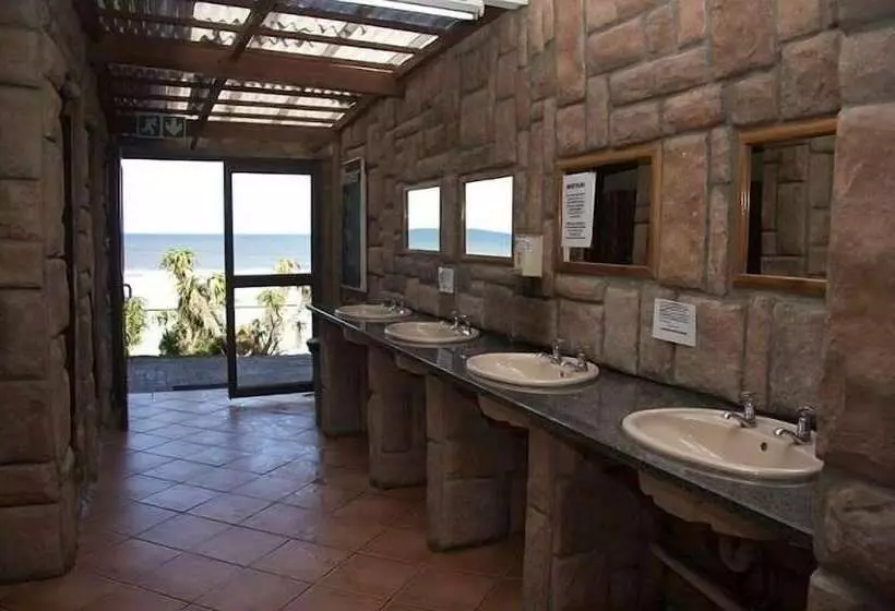 Vuode Makuusalissa, Island Vibe Jeffreys Bay