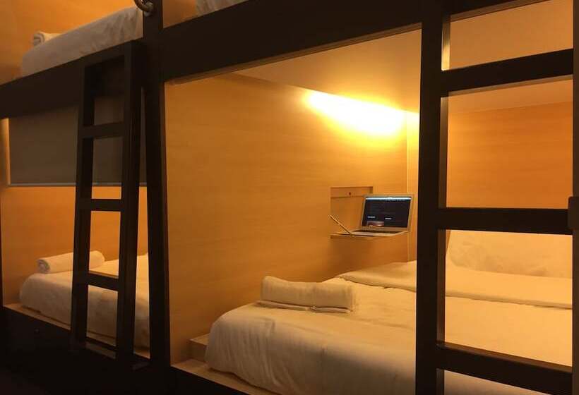 מיטה בחדר משותף, Star Anise Boutique Capsule