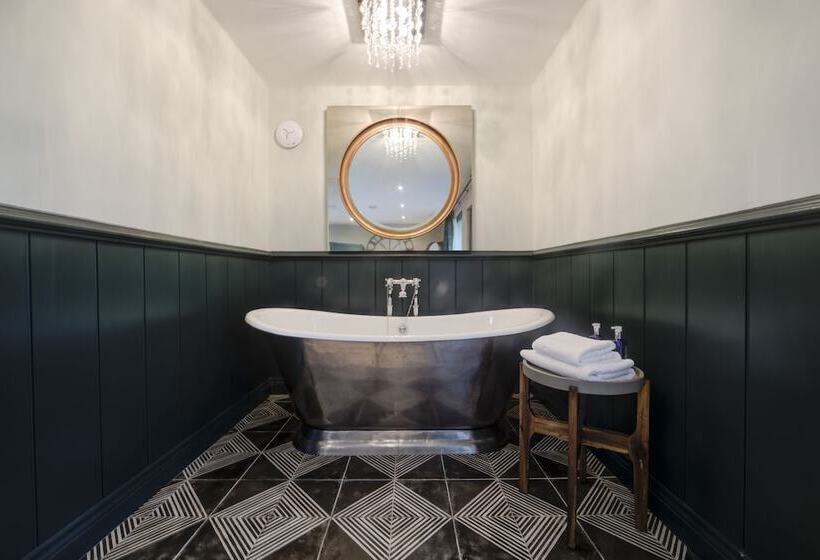 Люкс Вид на Сад, Eagle Mill Luxury Rooms