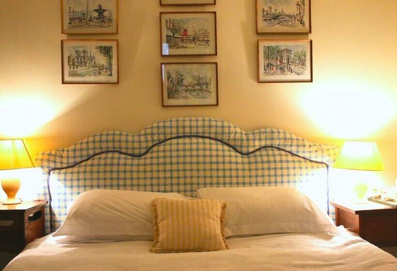 غرفة قياسية حمام مشترك, Stone House