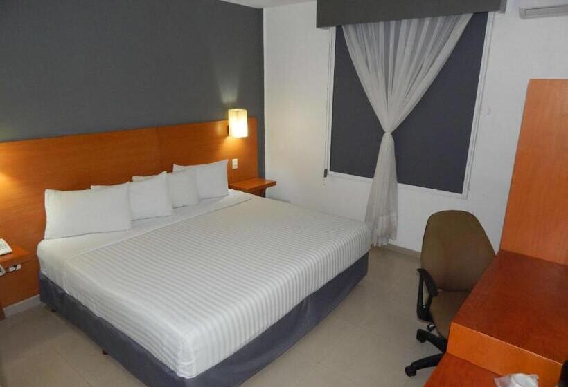 Büyük Çift Kişilik Yataklı Standart Oda, Best Western Minatitlan