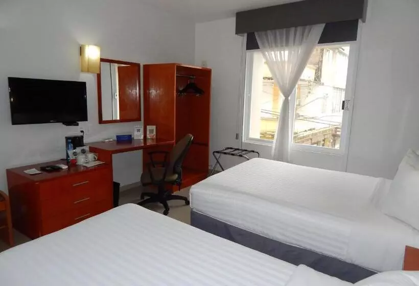 ２ダブルベッドのスタンダードルーム, Best Western Minatitlan