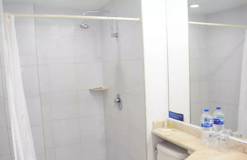 ２ダブルベッドのスタンダードルーム, Best Western Minatitlan