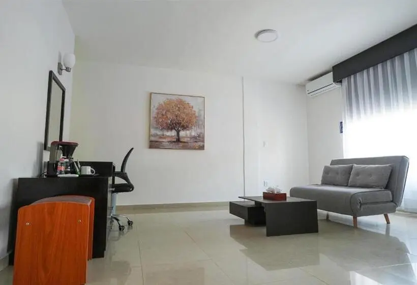 キングサイズベッドのジュニアスイート, Best Western Minatitlan