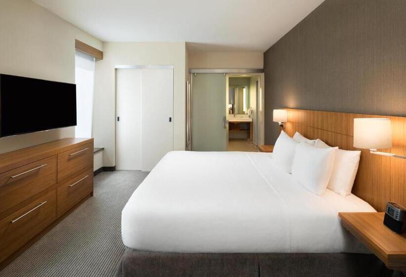 غرفة قياسية سرير كينج لذوى الإحتياجات الخاصة, Hyatt Place Biloxi