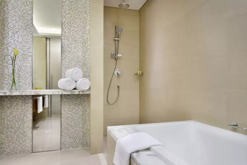 デラックスルーム, Marriott Hotel Downtown Abu Dhabi
