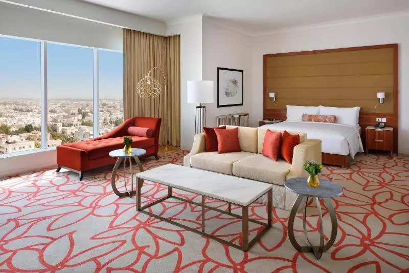 キングサイズベッドのジュニアスイート, Marriott Hotel Downtown Abu Dhabi