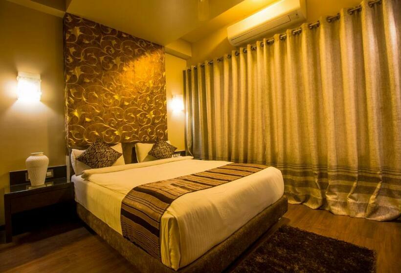 Президентский Люкс, Mittal Avenue & Paradise