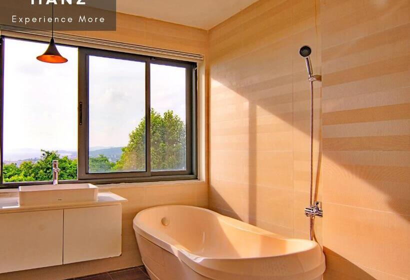 سوییت لوکس, Hanz 881 Lam Ha Pool Resort