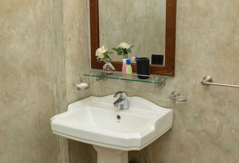 디럭스 룸, The Hideout Sigiriya