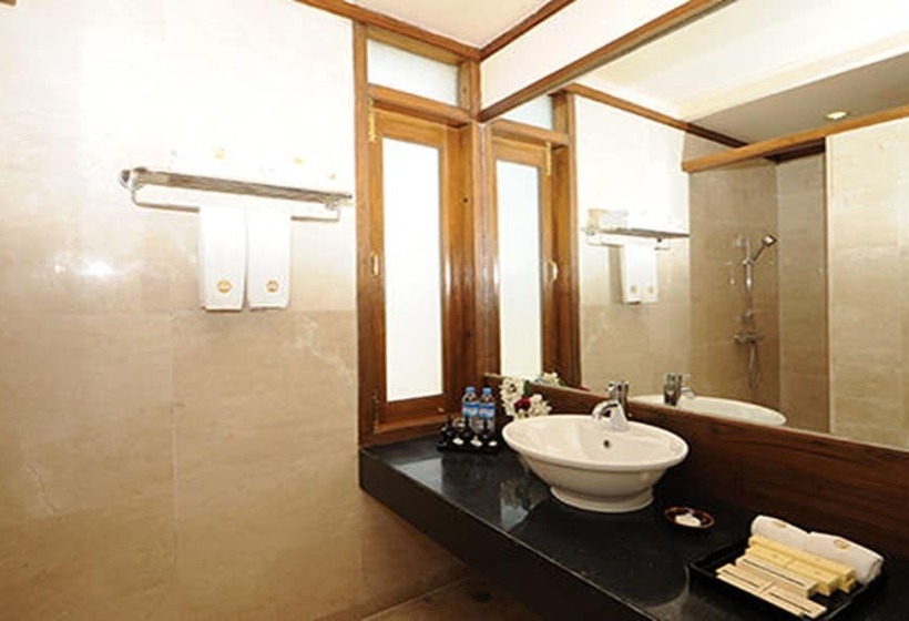 سوییت, The Myat Mingalar