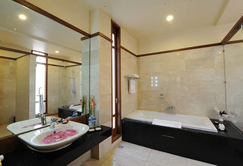 سوییت اجرایی, The Myat Mingalar