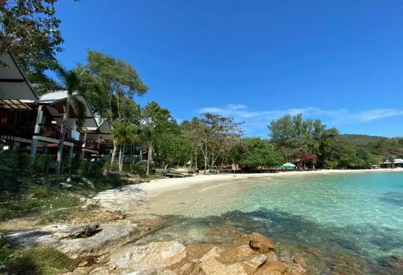 オーシャンビュースタンダードルームバルコニー付き, Tubtim Resort