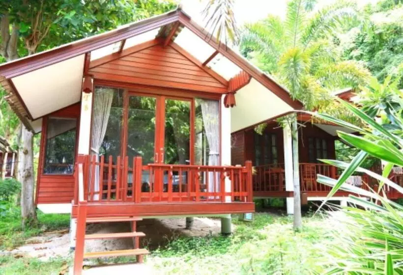 庭の見えるジュニアスイート, Tubtim Resort
