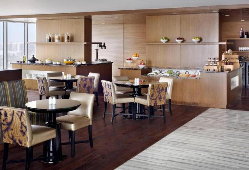 جناح جونيور سرير كينج, Marriott Hotel Downtown Abu Dhabi