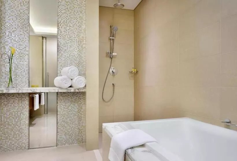 デラックスルーム, Marriott Hotel Downtown Abu Dhabi