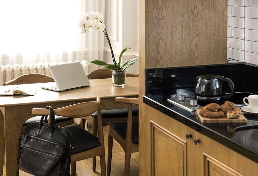 سوییت لوکس, Nevv Bosphorus Hotel & Suites