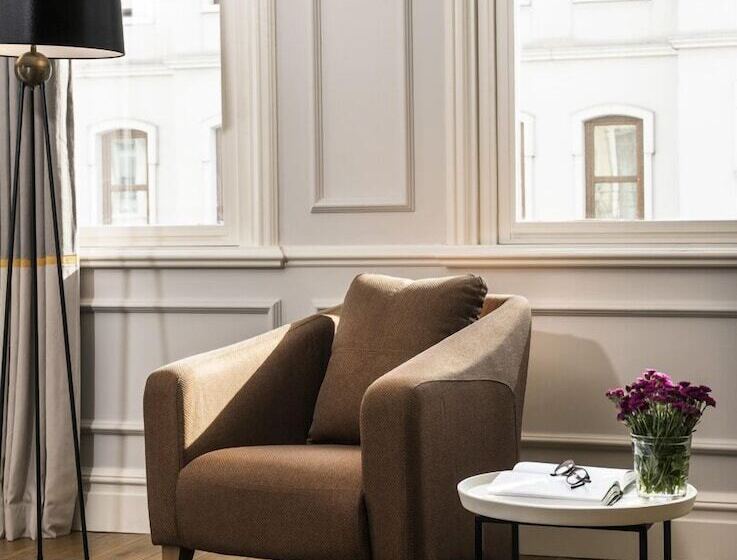 سوییت لوکس, Nevv Bosphorus Hotel & Suites