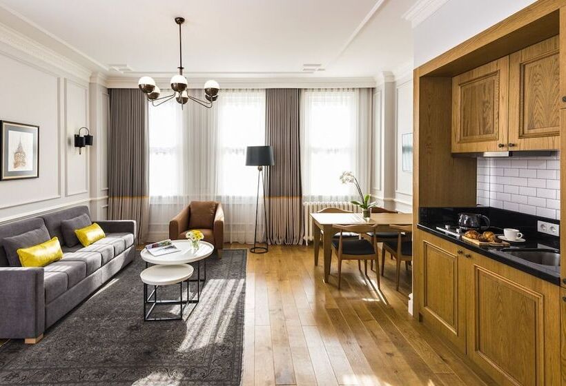 سوییت لوکس, Nevv Bosphorus Hotel & Suites