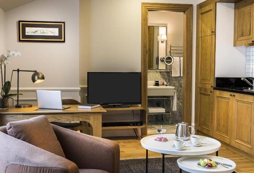 سوییت لوکس, Nevv Bosphorus Hotel & Suites