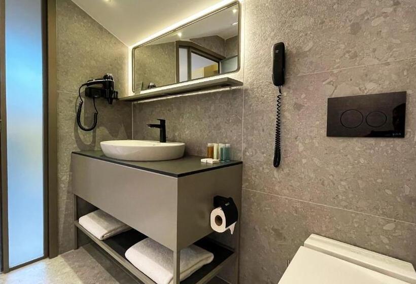 اتاق استاندارد, Nevv Bosphorus Hotel & Suites