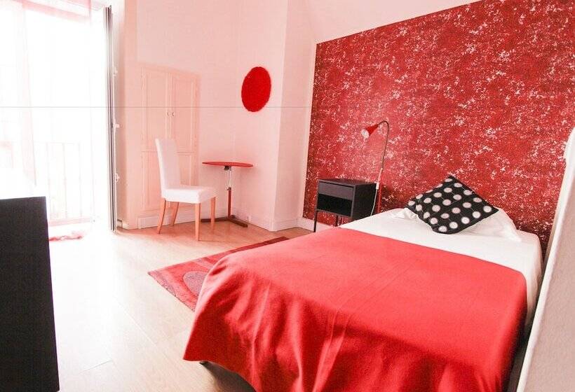 اتاق استاندارد یک نفره, Evora Inn