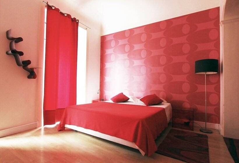 سوییت, Evora Inn