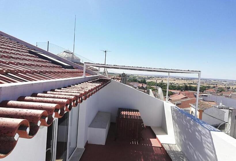 استودیو استاندارد با بالکن, Evora Inn