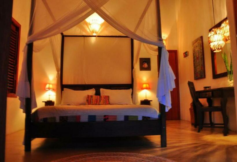 プールビュースタンダードルーム, Guest House Villa 2 Santos