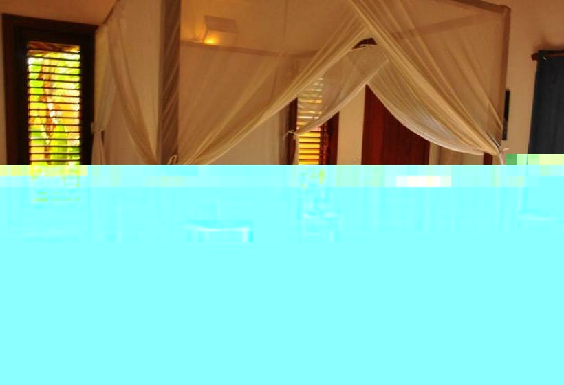 プールビュースタンダードルーム, Guest House Villa 2 Santos