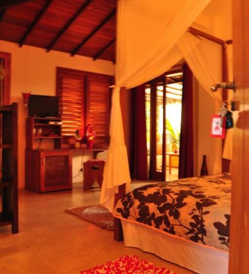 プールの見えるデラックスルーム, Guest House Villa 2 Santos