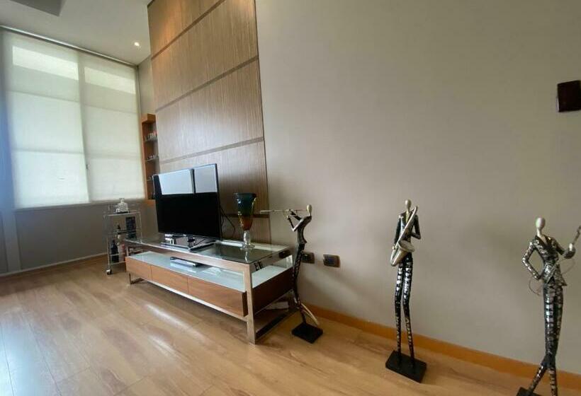 침실 3개 아파트, 200 M2   Puerto Santa Ana   3 Habitaciones