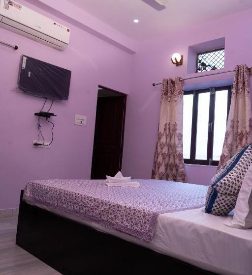 חדר דלוקס עם מרפסת, The New View