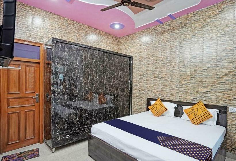 Трехместный Номер Классика, Oyo Flagship Hotel The Grand Classic