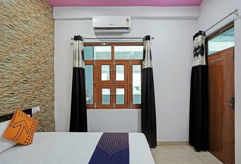 Трехместный Номер Классика, Oyo Flagship Hotel The Grand Classic