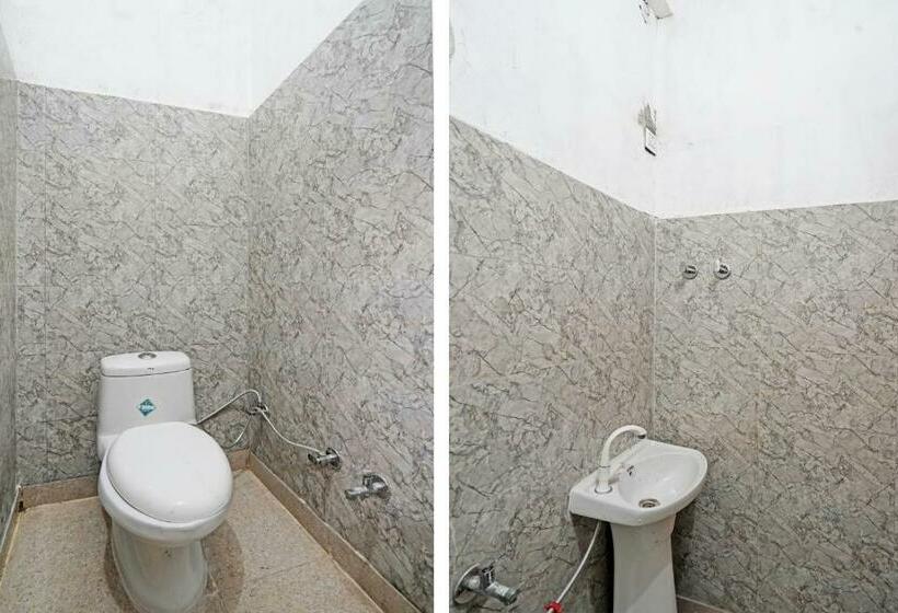 Трехместный Номер Классика, Oyo Flagship Hotel The Grand Classic