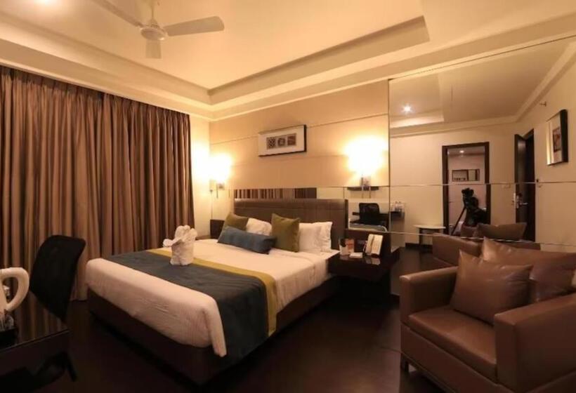 غرفة سوبيريور فردية, Regalia Budaun Uttar Pradesh   Excellent Stay With Family