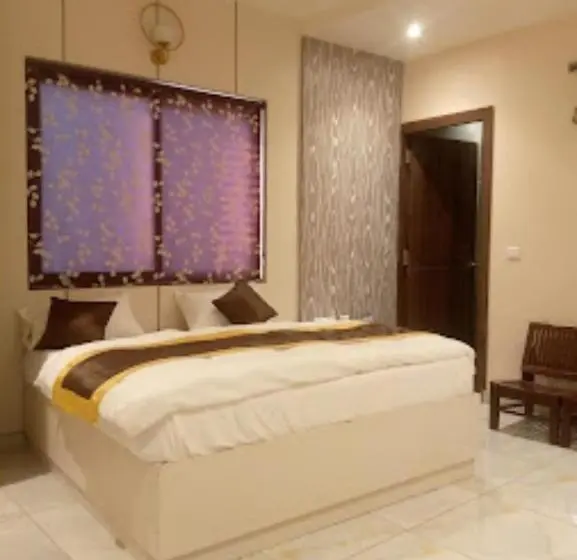 エコノミールーム, Regalia Budaun Uttar Pradesh Excellent Stay With Family